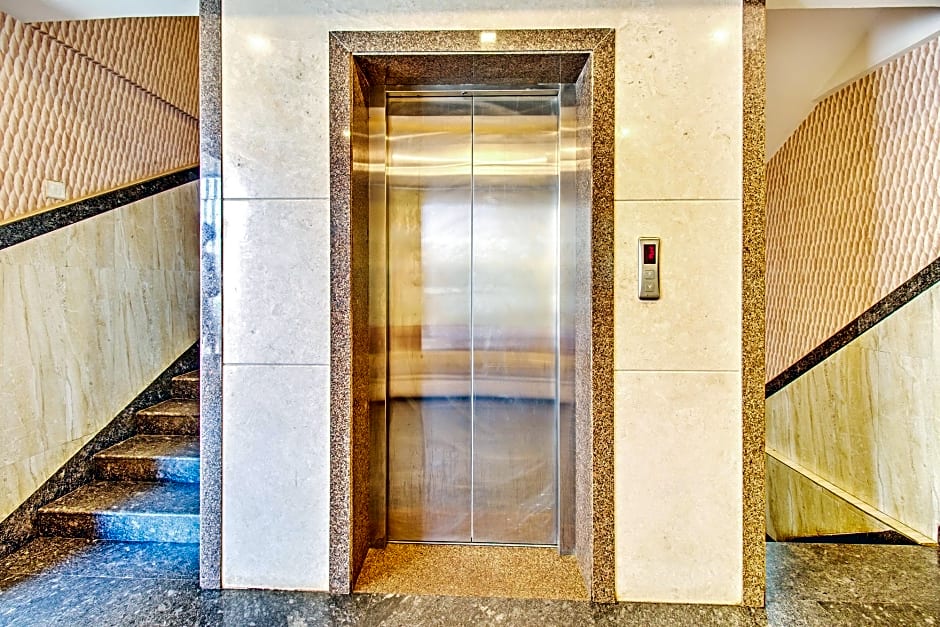 FabHotel Royal Stay I - Near Phoenix Mall, Mahadevapura