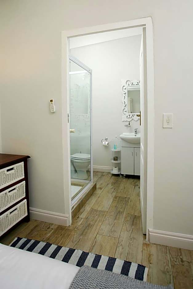 Ocean Hideaway Bed and Breakfast