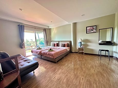 Twin Room with Balcony