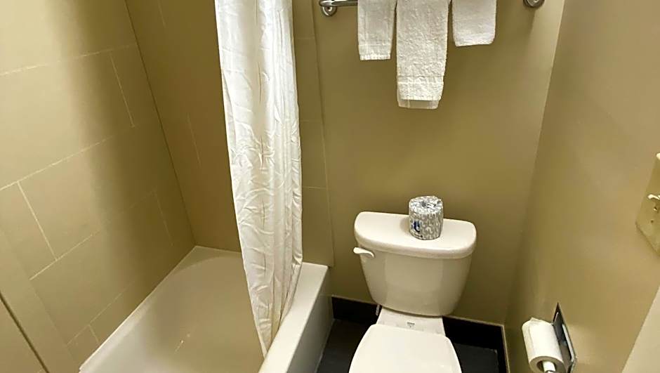 Express Inn Newport News