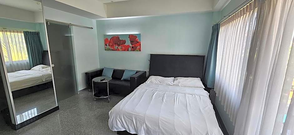 Oasis Rentals, Diana Estate, Pattaya