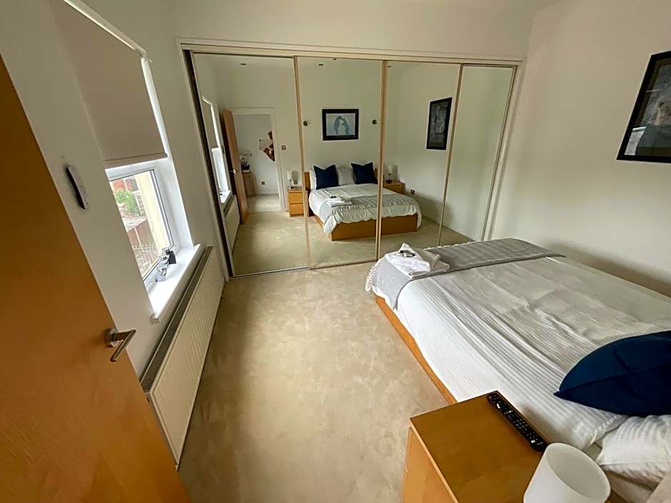 Earle House Serviced Apartments