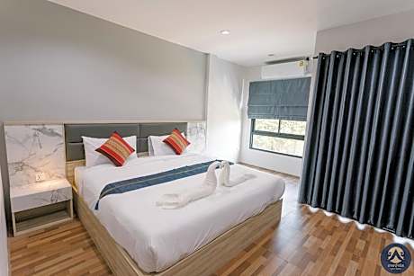 Thepchamrat Boutique Hotel