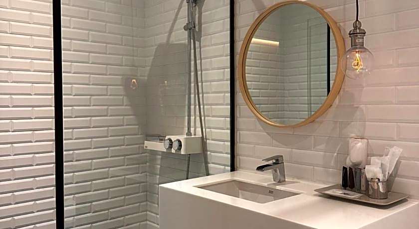 Hotel The Spot (Korea Quality)