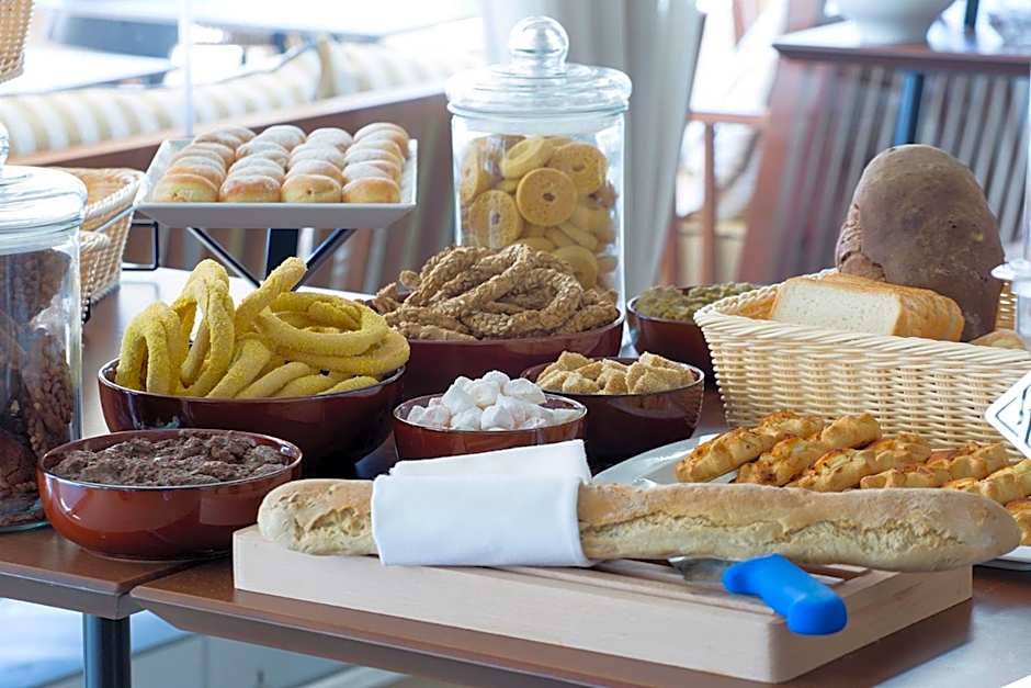 Wyndham Athens Residence