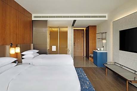 Deluxe Double Room with Two Double Beds and Garden View