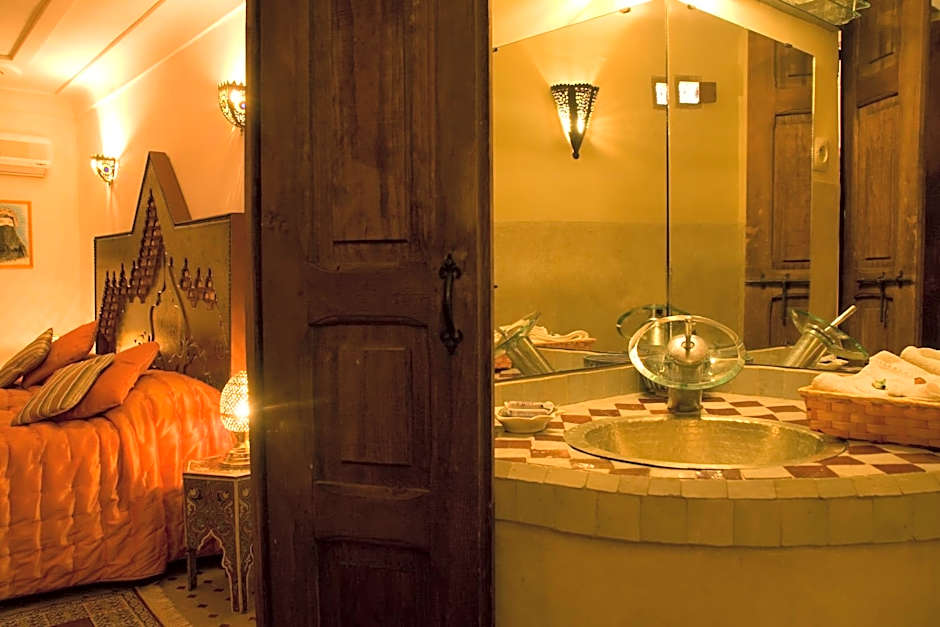 Riad Dar Skalli & SPA