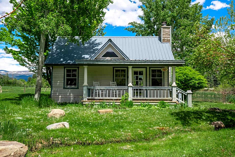 Apple Orchard Inn