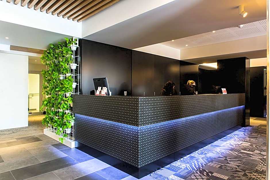 Metro Hotel Perth