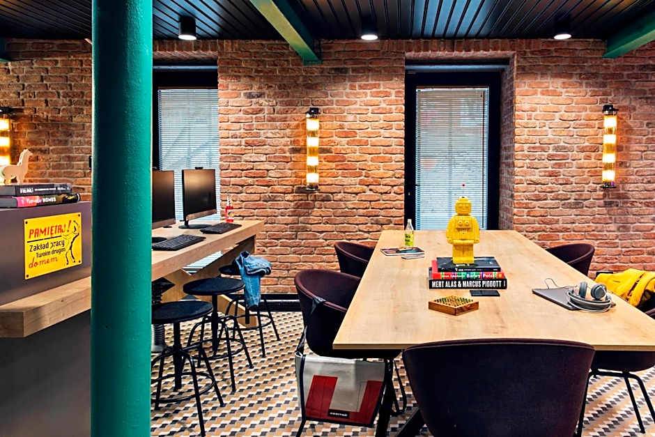 Moxy by Marriott Warsaw Praga