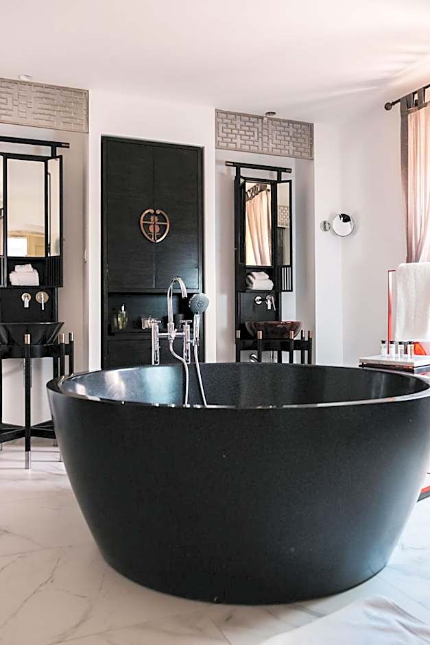 Lesic Dimitri Palace