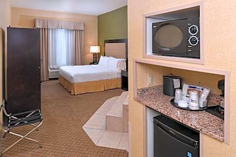 King Suite with Jetted Tub
