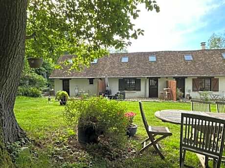 GITES du BOIS des PERRUCHES