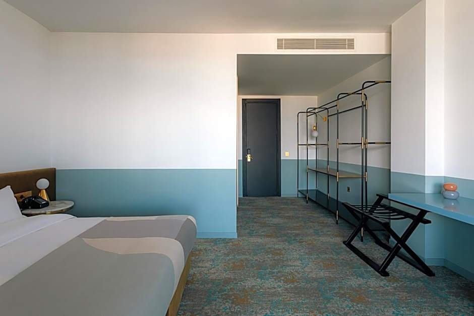 Castor & Pollux Hotel