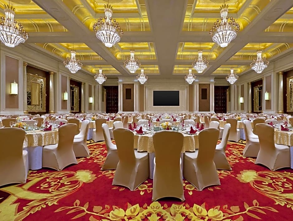 Sheraton Chongqing Hotel