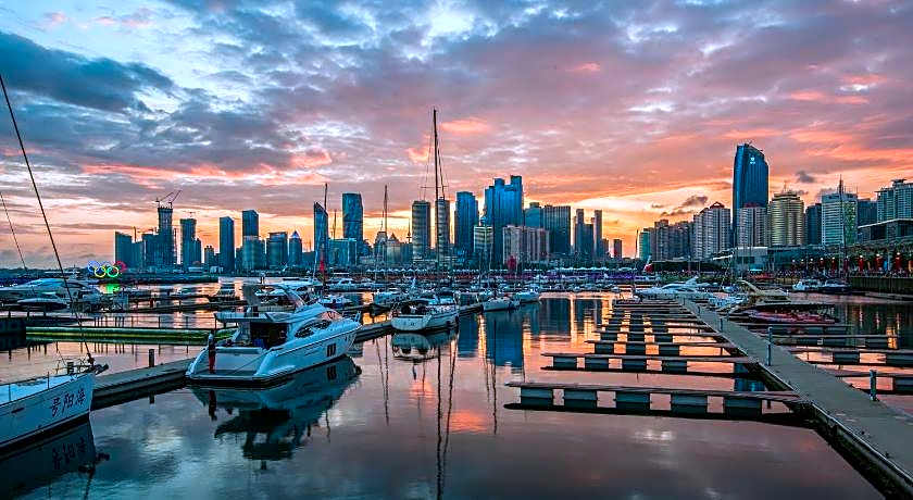 Holiday Inn Express Qingdao City Center By IHG