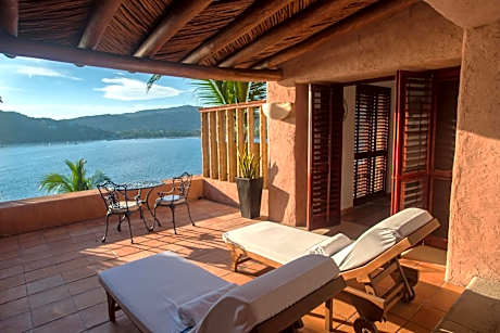 Deluxe Grand Suite Oceanfront