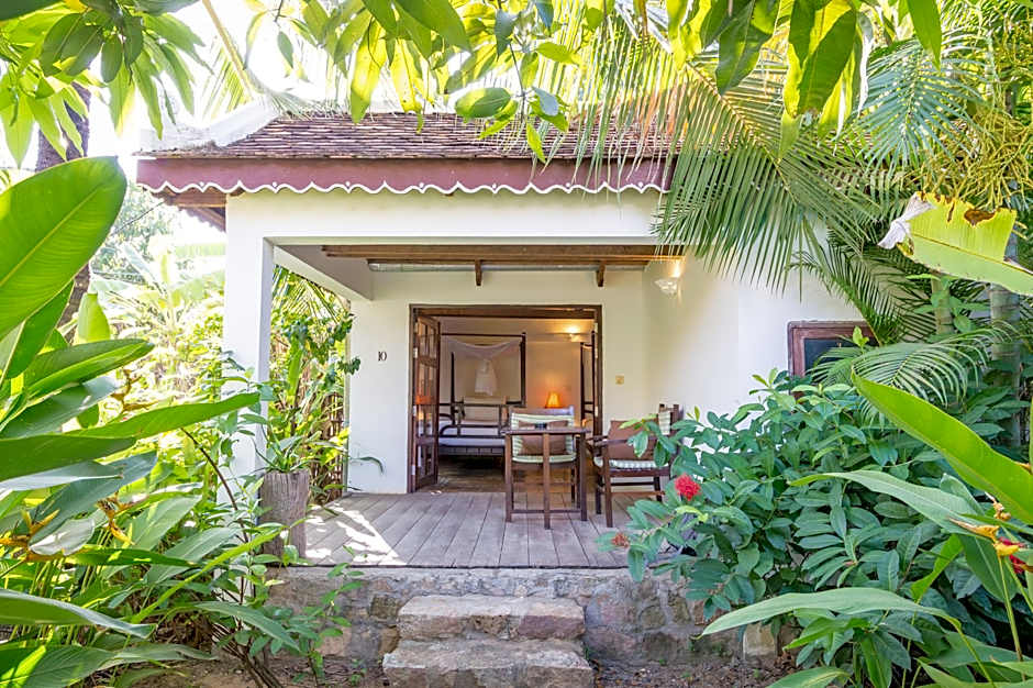 Sambor Village Hotel