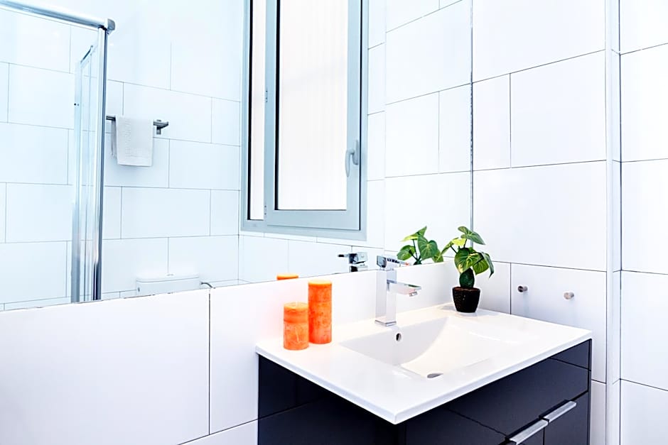 Feelathome Poblenou Beach Apartments