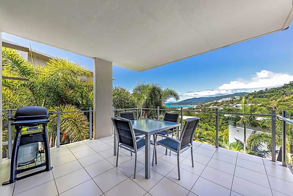 Airlie Summit Apartments