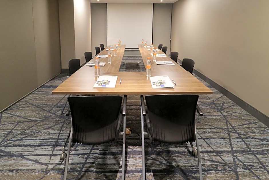 Holiday Inn Express & Suites Monterrey Valle By IHG