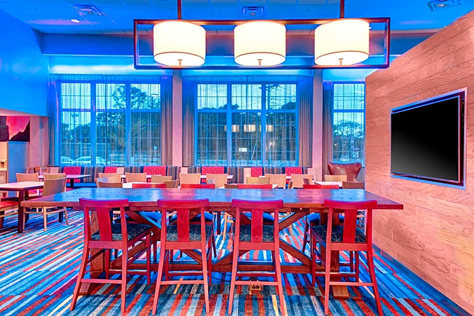 Fairfield Inn & Suites by Marriott Cape Cod Hyannis