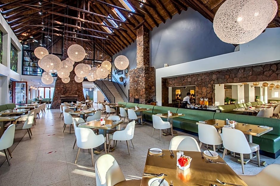 Aquila Private Game Reserve
