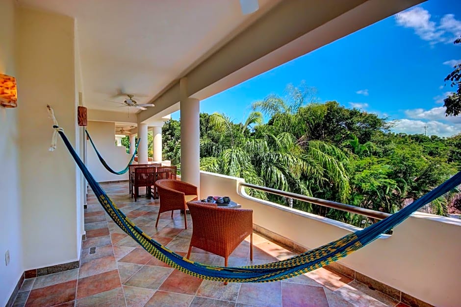 Riviera Maya Suites