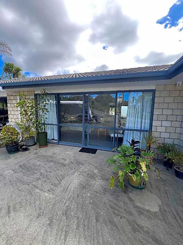 Taipa Views Bed & Breakfast