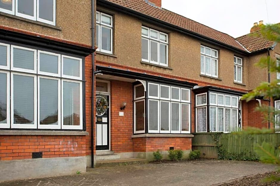 Rie's Retreat - The Emerald room