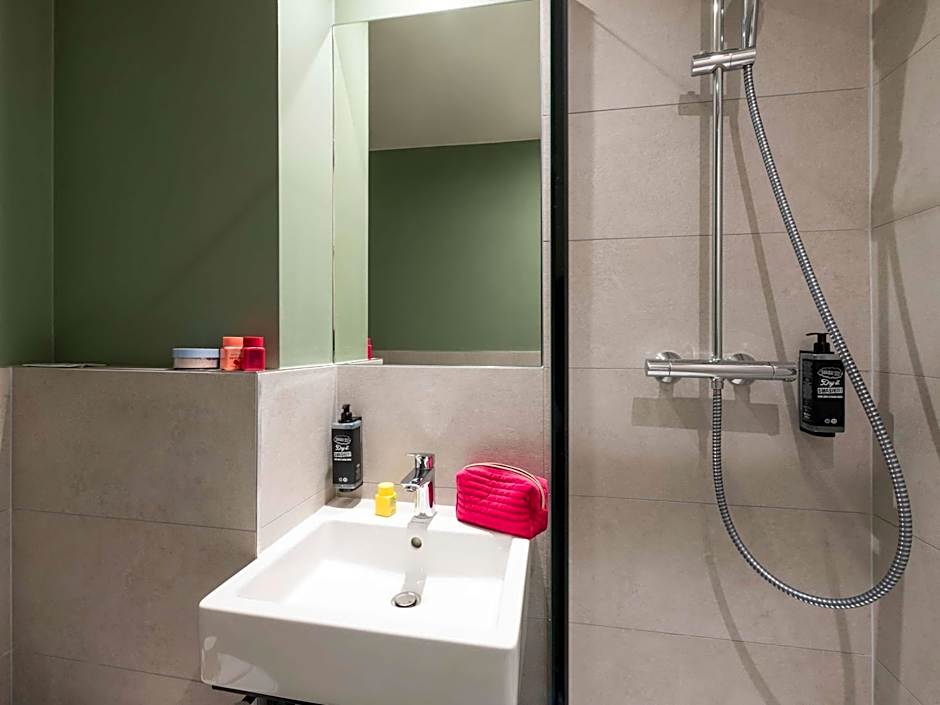 ibis Nuits Saint Georges