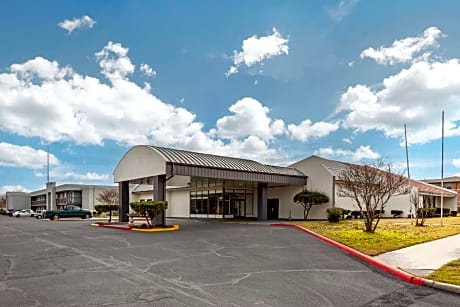 Suburban Studios Gainesville