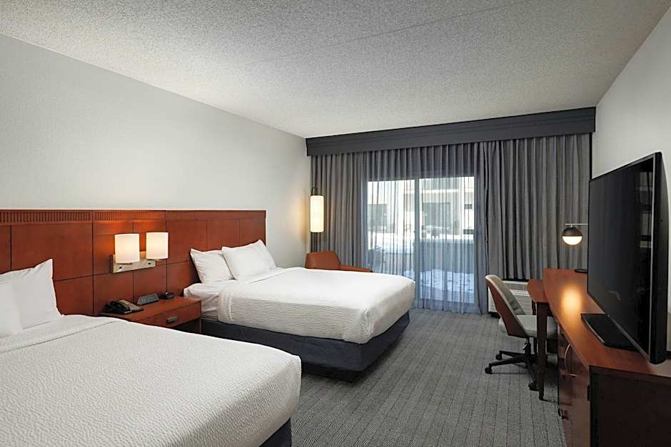 Courtyard by Marriott Denver Central Park