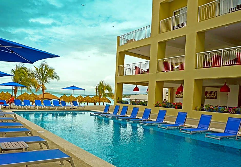 Decameron La Marina Guayabitos, Ramada All-Inclusive Resort