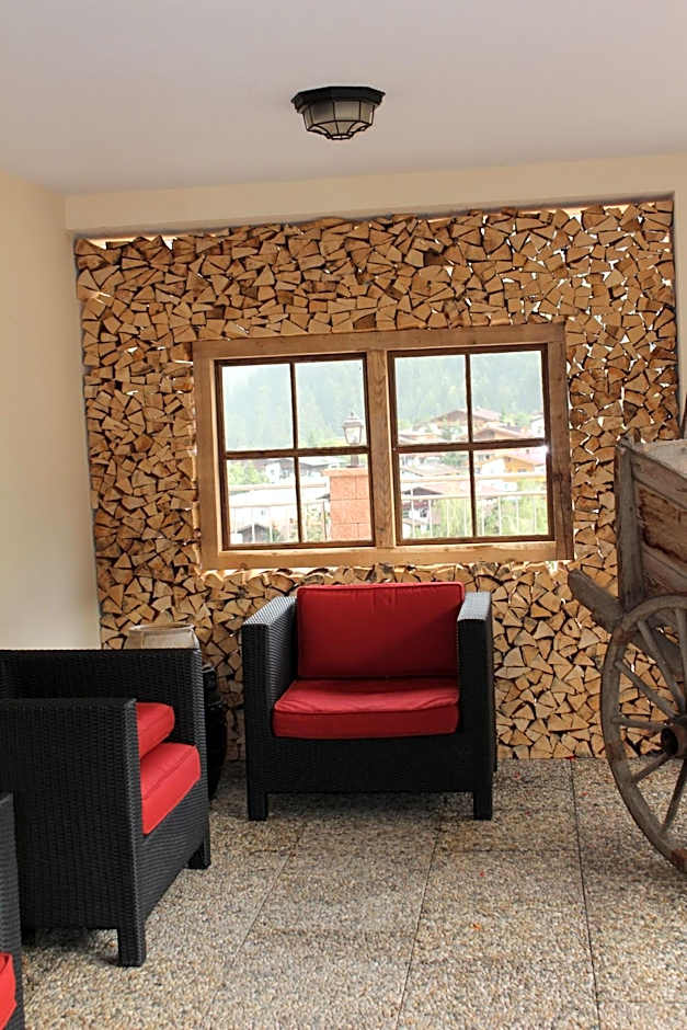 Superior Hotel Persal