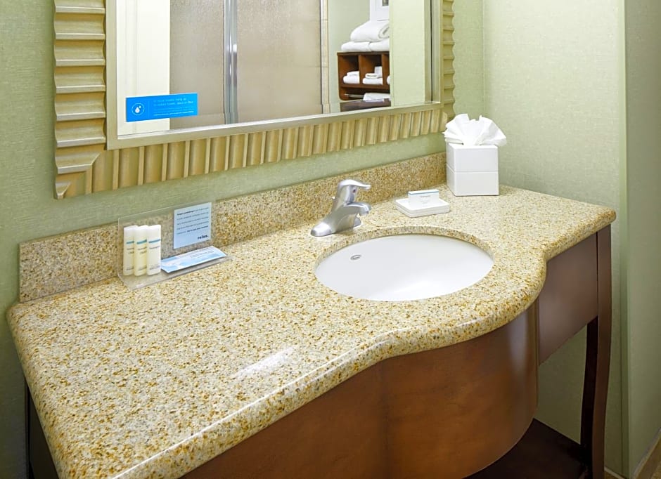 Hampton Inn & Suites Savannah/Midtown
