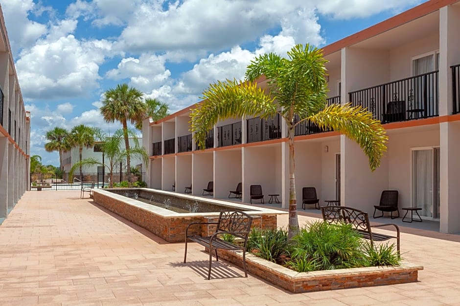 Hawthorn Suites By Wyndham Kissimmee Gateway