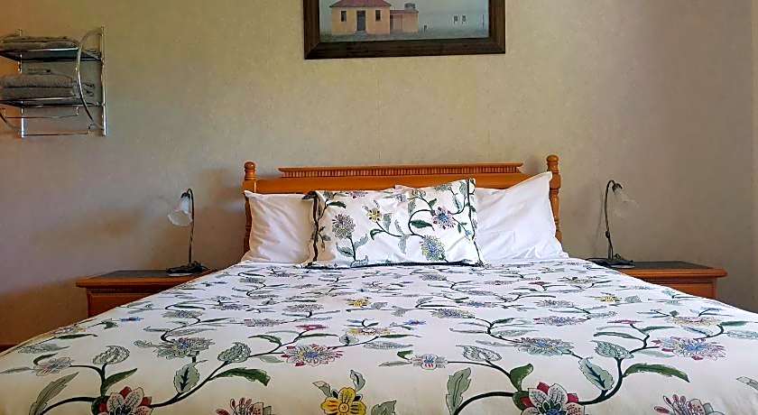 Olde Mill House Bed & Breakfast and Cycle Hire