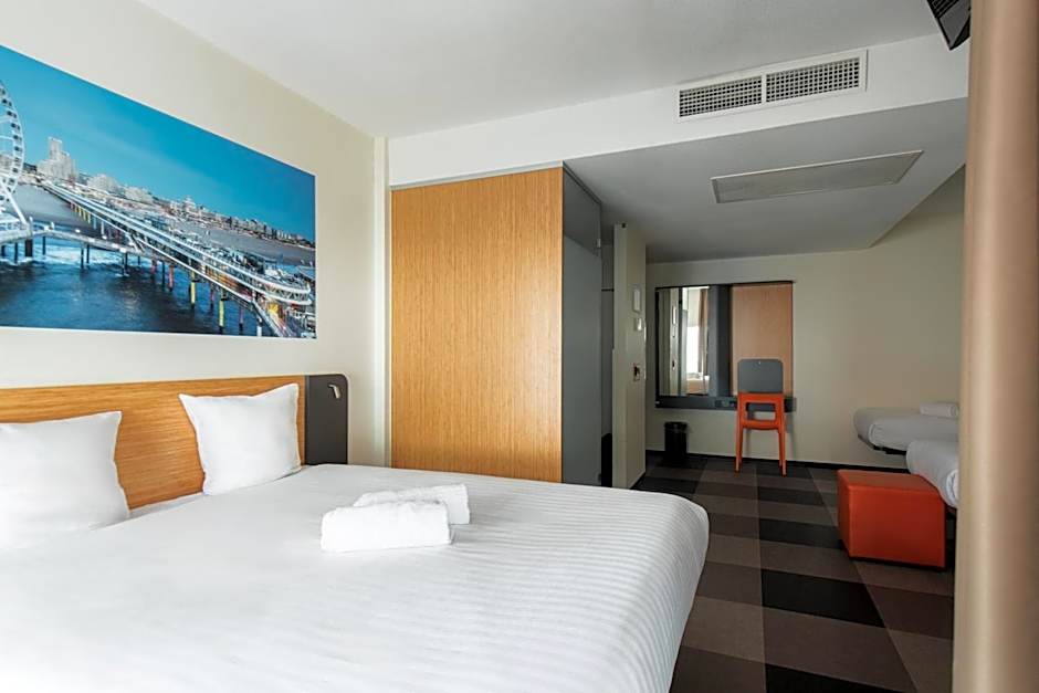 easyHotel The Hague Scheveningen Beach