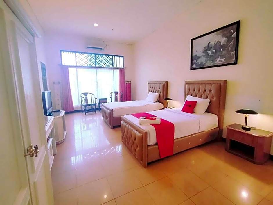 RedDoorz near Transmart Pangkal Pinang