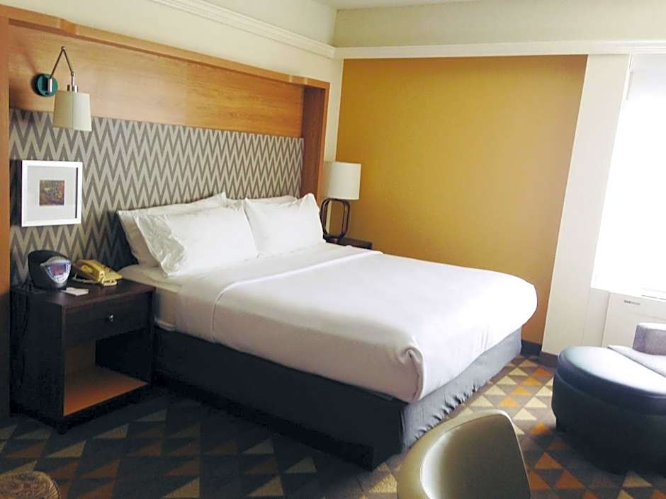 Holiday Inn Hotel And Suites Pittsfield-Berkshires By IHG