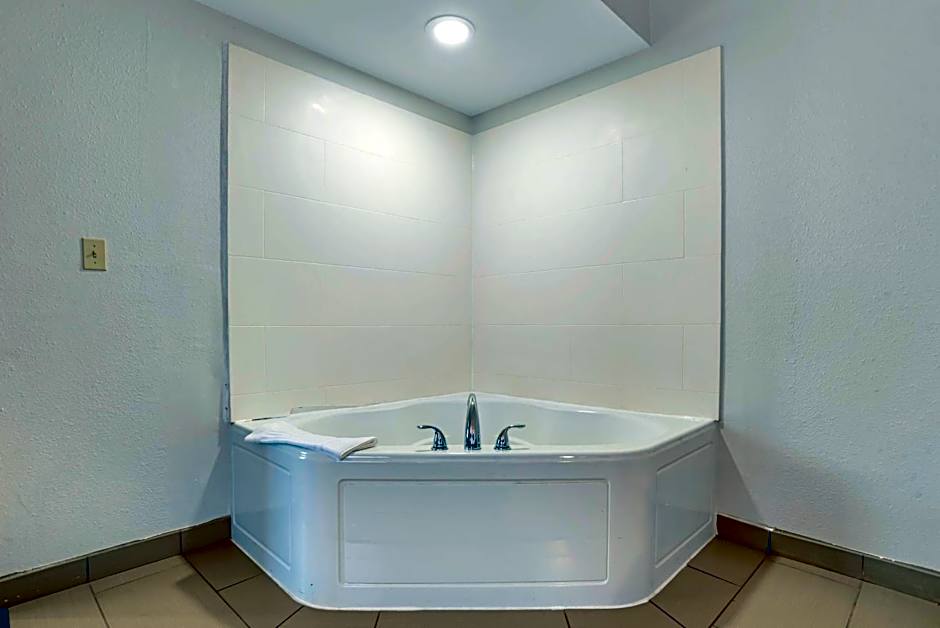 Comfort Suites Hattiesburg near University