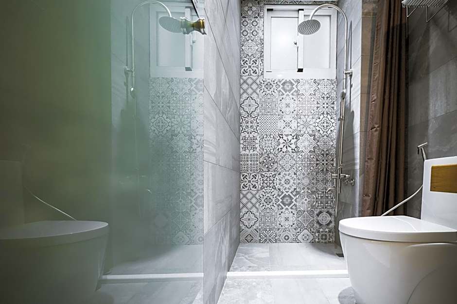 Tiin Tinn - Rivershore B&B