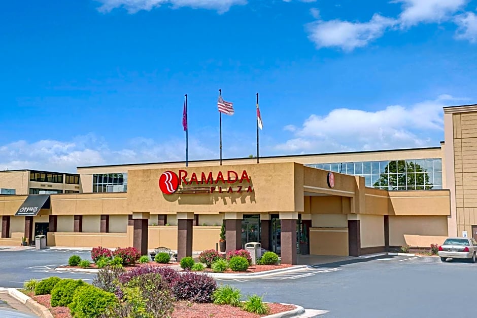Ramada Plaza Charlotte/s End – Charlotte, NC