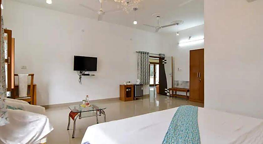 Devendragarh - A Boutique Lake Facing Guest House On Lake Fateh Sagar