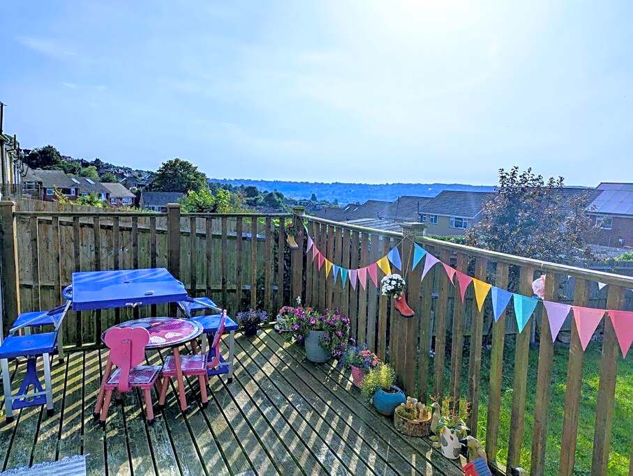 Quaint 3 Bedrooms Ditchling Beacon near beach bus