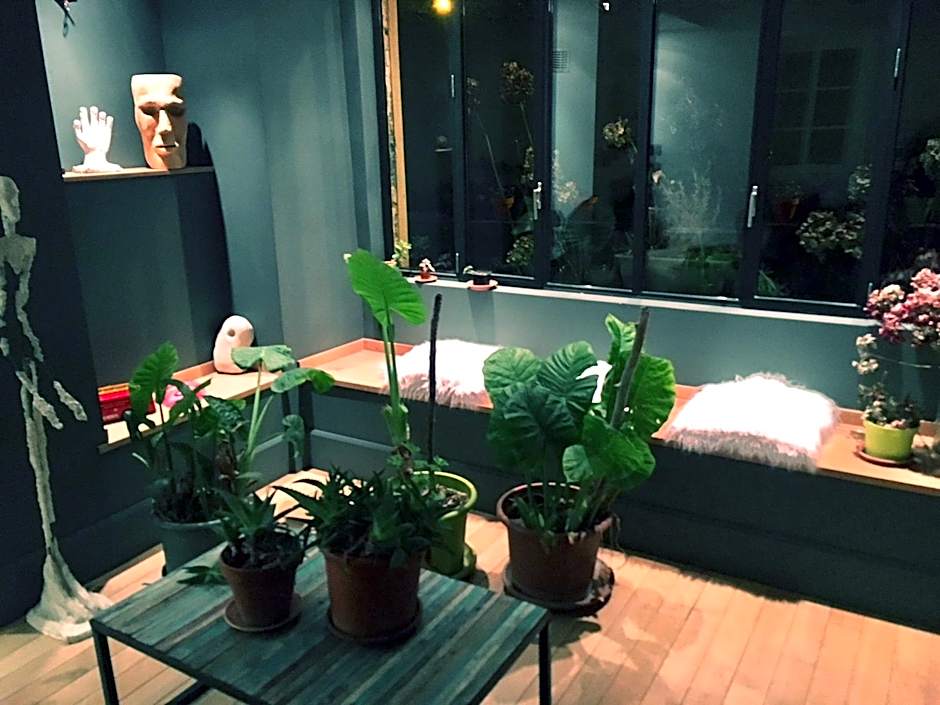 Aux Tourelles 1888 - Tres Proche Lyon #Clim #Piscine #Netflix #Parking Payant Securise