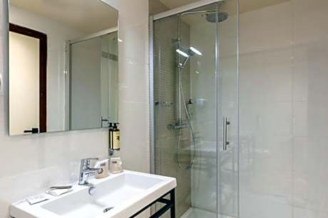 Duplex Family Room with Queen Bed and Sofa Bed