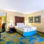La Quinta Inn & Suites by Wyndham Boston Somerville