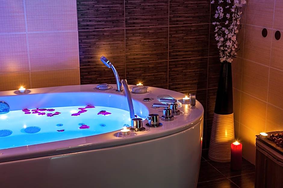 St.George Ski & Holiday